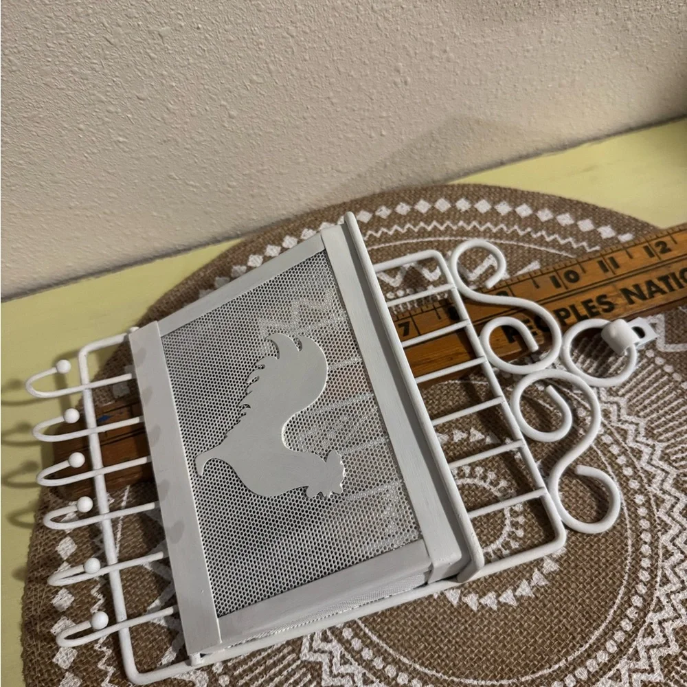 White Rooster Wall Organizer for keys, jewelry, kitchen